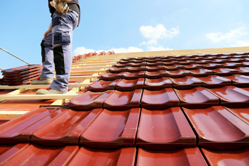 Wondering what kind of roofing material you should choose for your home? Check out our article for a helpful look at the benefits offered by each option.