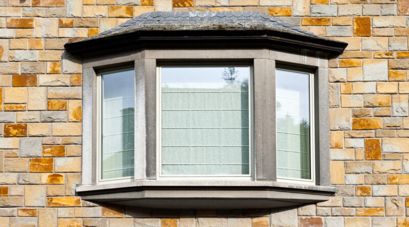Are you thinking about replacing your home's windows and wondering about the difference between bow and bay windows? Here's everything you need to know.