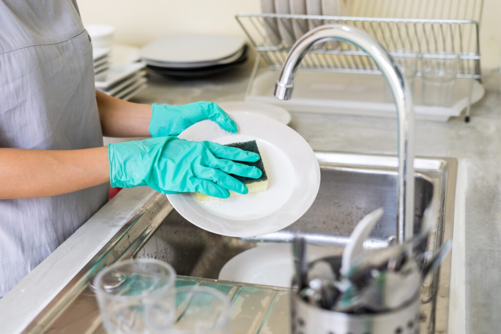 Rub A Dub Dub Here S How To Wash Dishes The Right Way My Girly Space