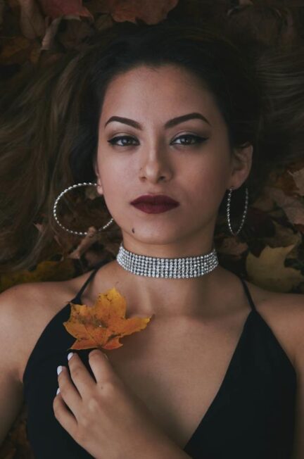 Magnetic Magic: Embracing the Trend of Neckpieces
