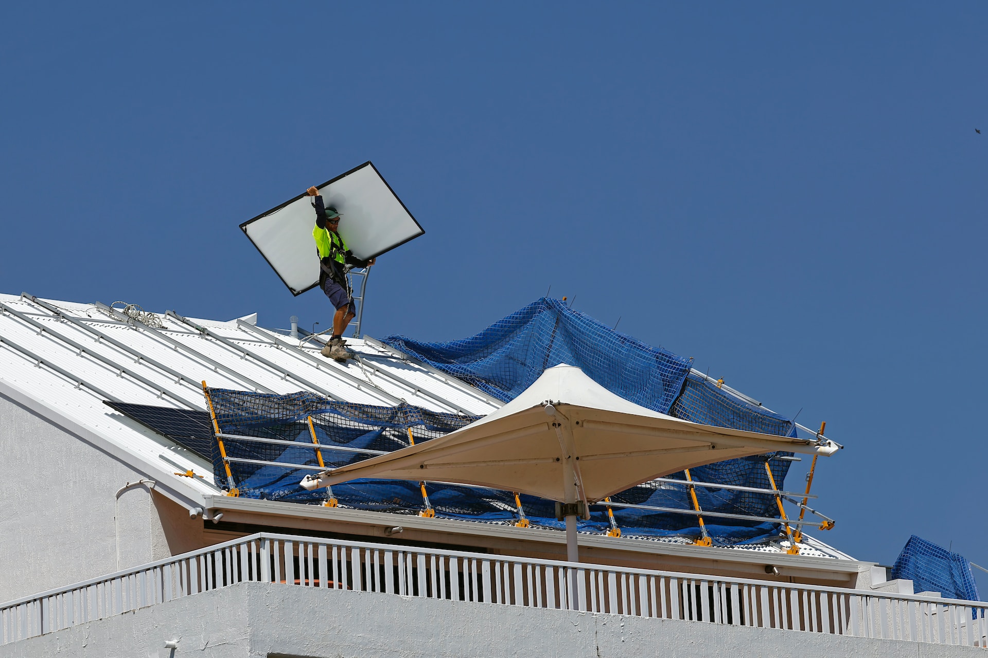 A Step-By-Step Overview of the Solar Panel Installation Process